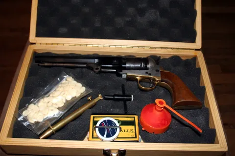 colt navy revolver